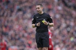 Premier League referee David Coote suspended for Jurgen Klopp comments